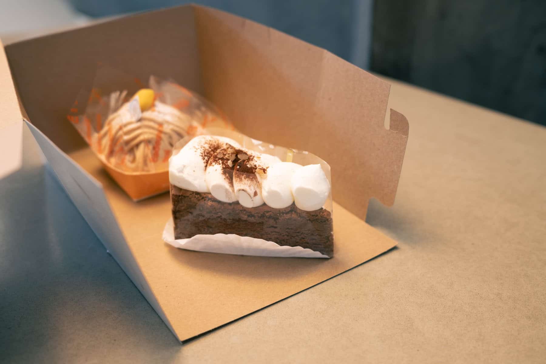 Nagomi Cake House 外帶甜點,經典巧克力蛋糕與栗子蒙布朗,口感濃郁,適合生日蛋糕或下午茶甜點。