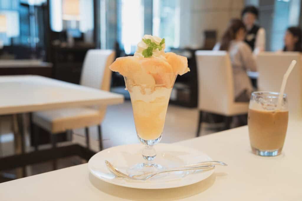美食日記|日本橋千疋屋總本店:水果三明治與夏日限定桃子聖代